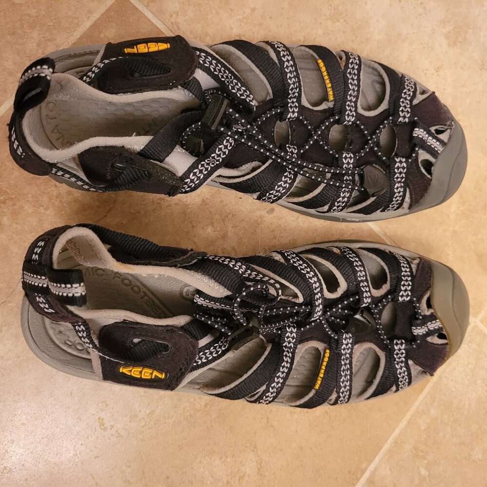 Keen Whisper Sandal Womens Sz: 6.5
